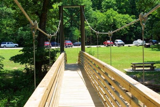 newfootbridgeoverleecreek5.jpg