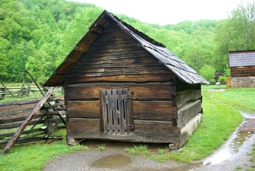 corncrib2.jpg