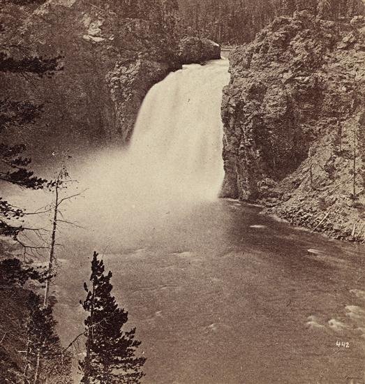 upperfallsoftheyellowstone115feet.jpg