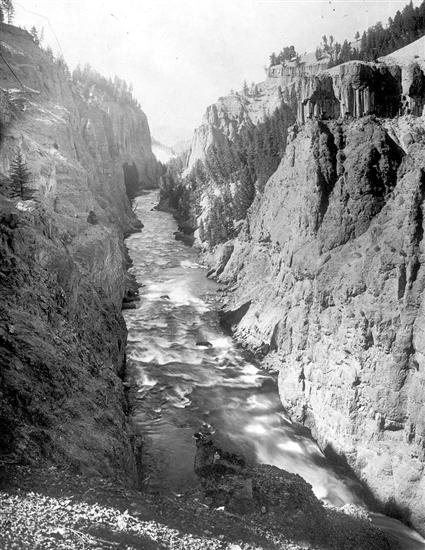 yellowstonecanyon.jpg